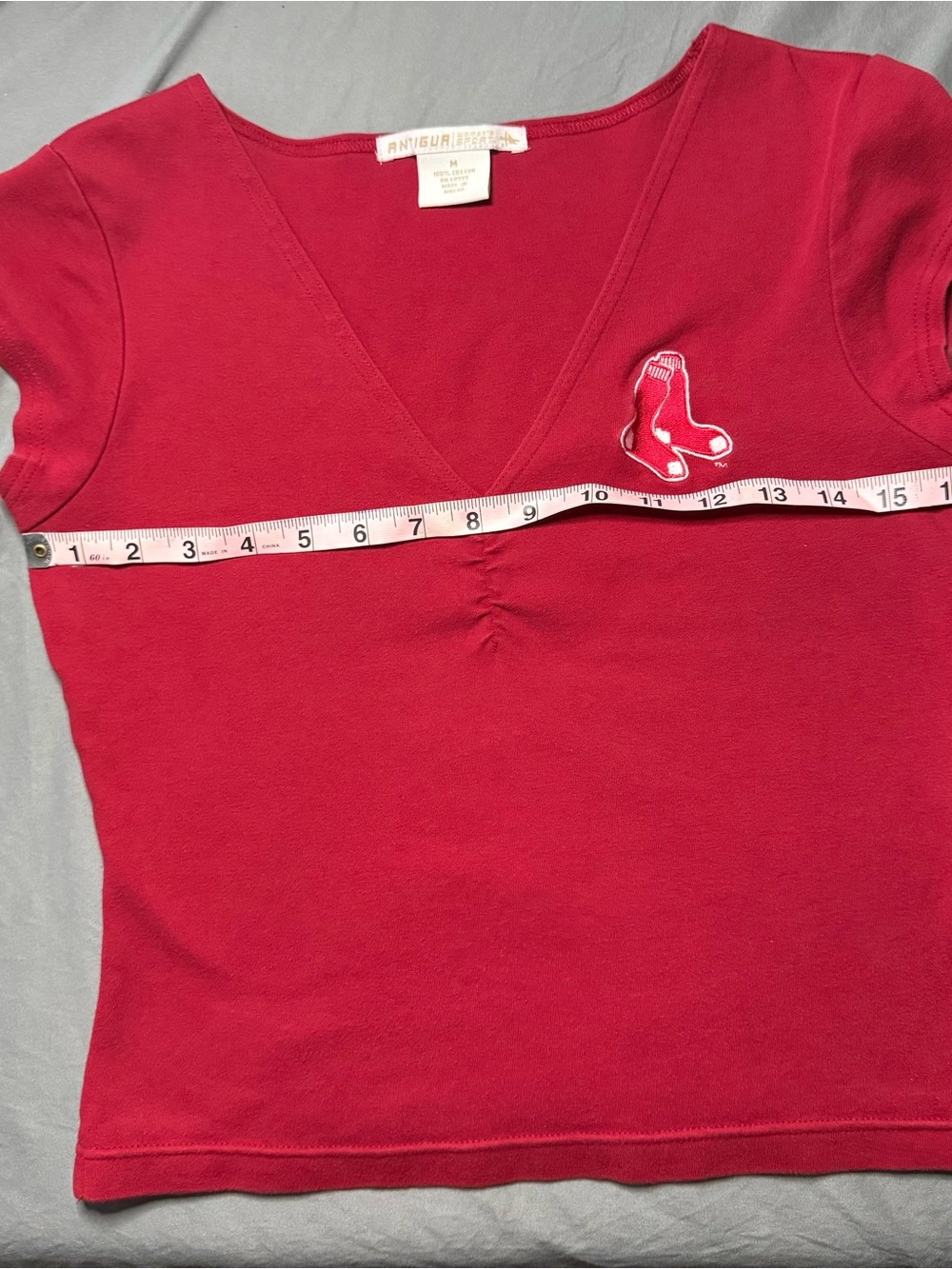 Antigua Sport Boston Red Sox Red V-Neck T-Shirt Women's Medium MLB Embroidered - Picture 4 of 7